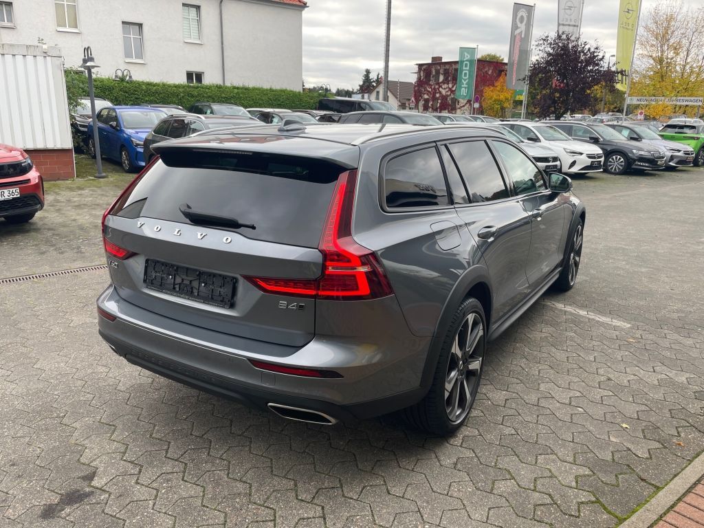 Volvo V60 Cross Country V60 CC B4 D AWD Geartr. Pro+Xe foto 4