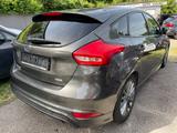 Ford Focus 1.5 ST-Line Klima Navi Xenon Schiebed. Alu - Ford in Lüdenscheid