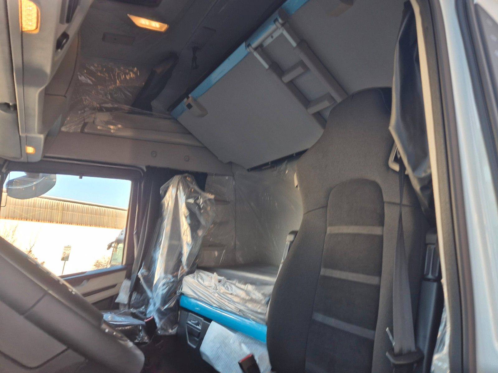 Fahrzeugabbildung Iveco AS260S58Y/FS CM 6x2-4 BDF Intarder Standklima