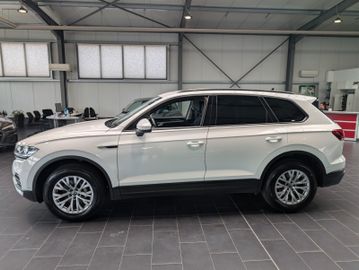 Volkswagen Touareg - 8