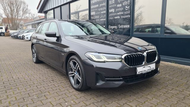 BMW 530 e xDrive - ASSISTS - HUD - LASER - AHK