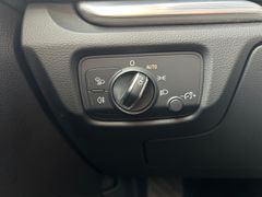 Fahrzeugabbildung Audi A3 35 TFSI sport Stronic ACC Navi Kamera Xenon