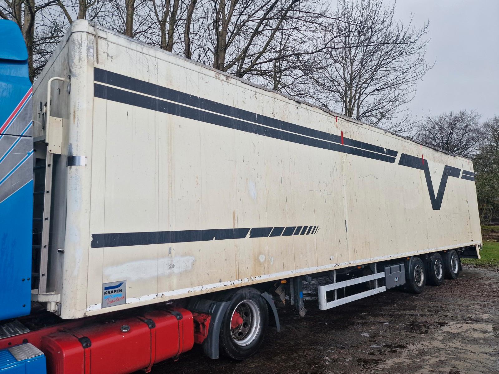 Knapen K 200 Schubbodenauflieger 100 cbm Luft Lift