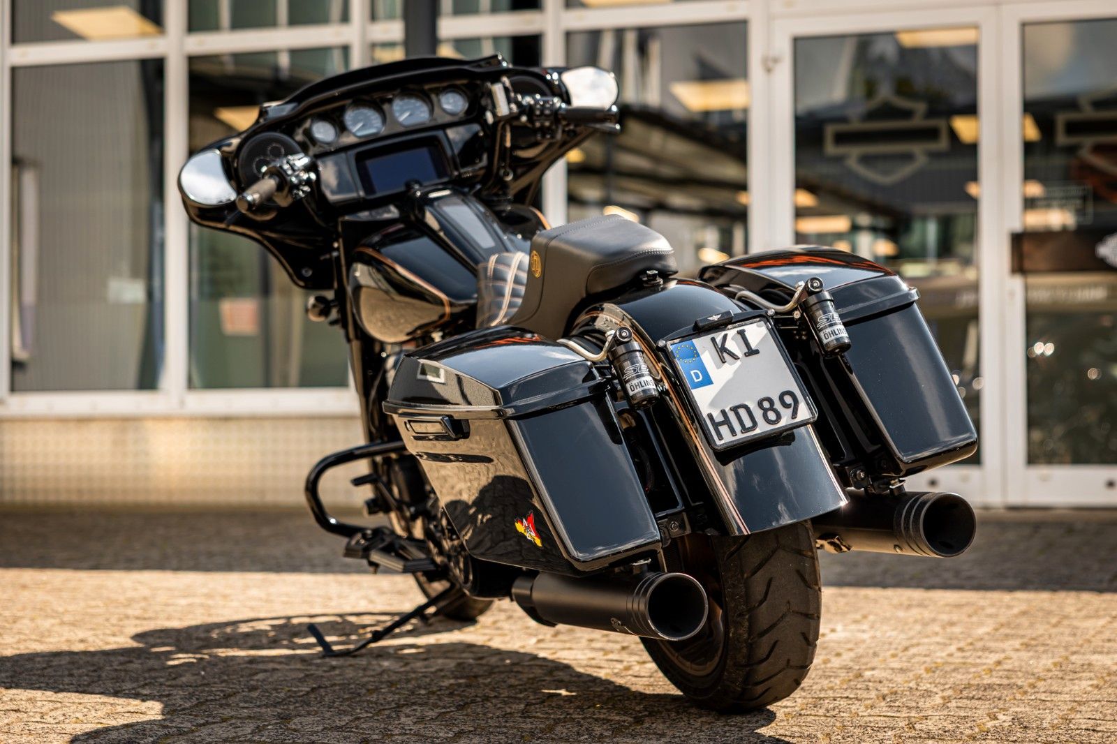 Fahrzeugabbildung Harley-Davidson FLHXST STREET GLIDE ST 117-JEKILL & HYDE- Öhlins