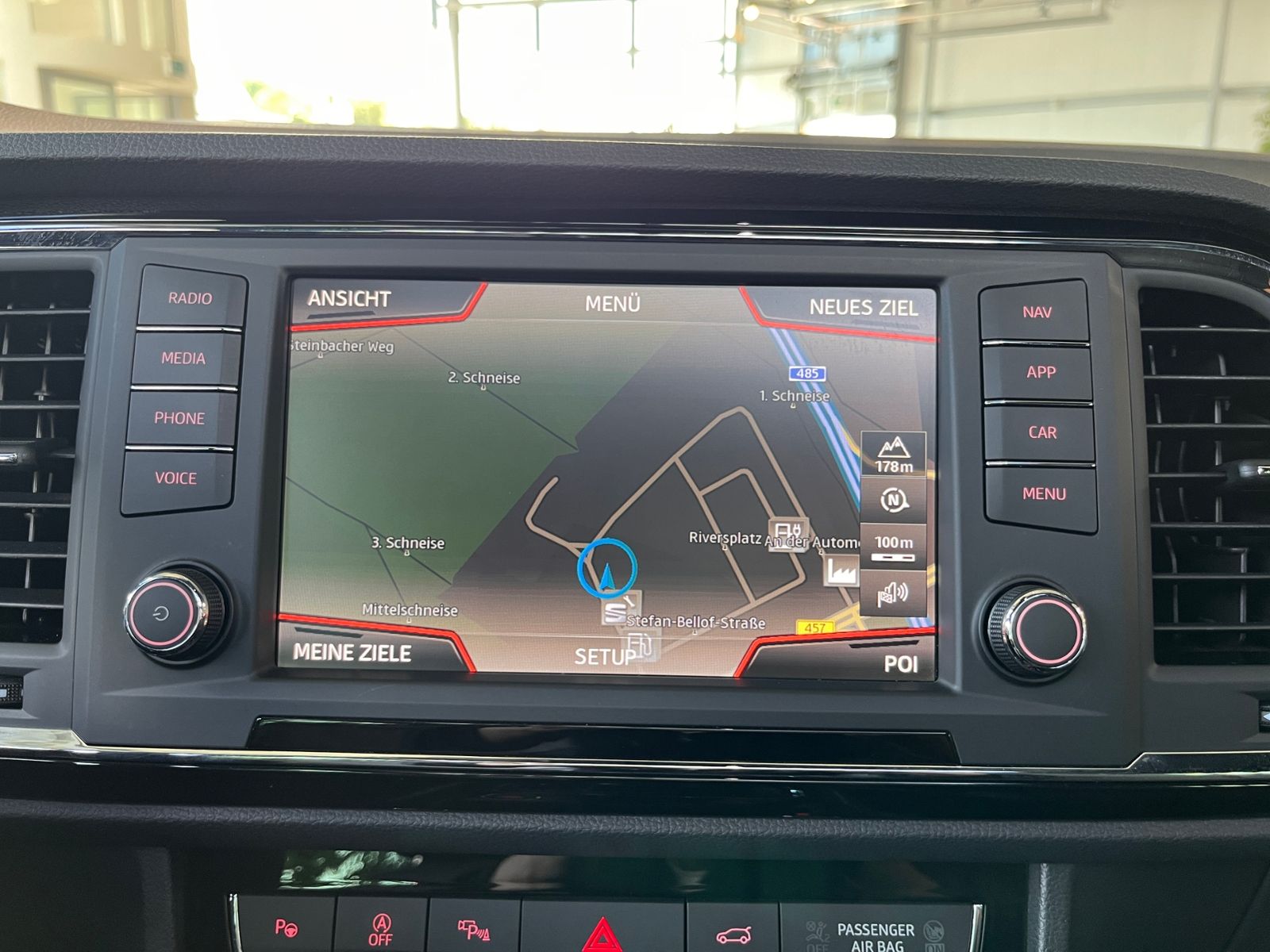 Fahrzeugabbildung CUPRA Ateca 4Drive PANO LED NAVI LEDER 360°