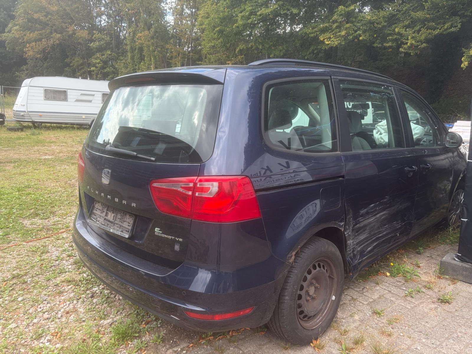 Seat Alhambra 2012 — photo 5