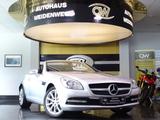 Mercedes-Benz SLK 200 Roadster Autom.Airsca.Leder Navi PDC SHZ - Mercedes-Benz SLK-Klasse in Duisburg
