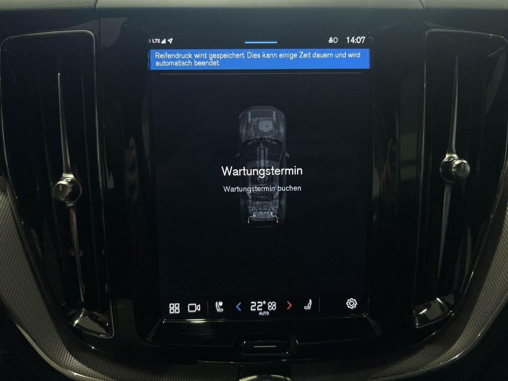 Volvo XC60 T6 R-Design Recharge AWD ACC AHK Kamera LED