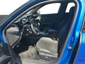 Peugeot 2008 GT PT 130 EAT8 Navi+RFK+LED+SHZ+Carplay+LM