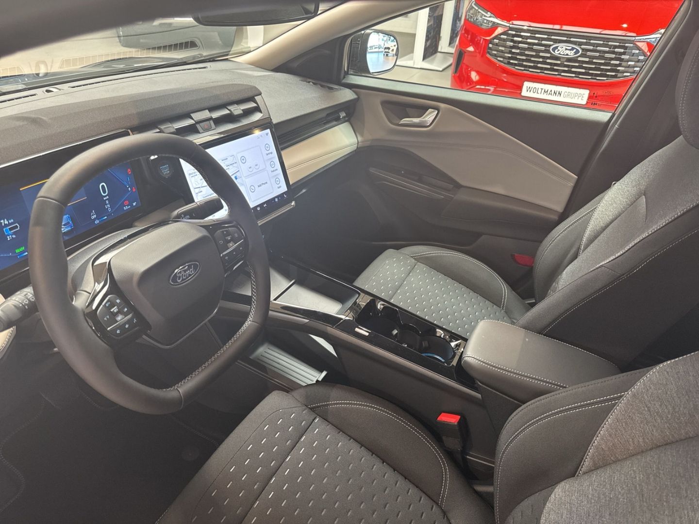 Fahrzeugabbildung Ford Puma Gen-E Navi digitales Cockpit LED ACC Apple