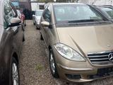 Mercedes-Benz A 150 A -Klasse A 150/Avangard/Automatik - Mercedes A 150 mit Schiebedach