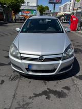 Opel Astra - Opel Astra aus 2004: Kombi
