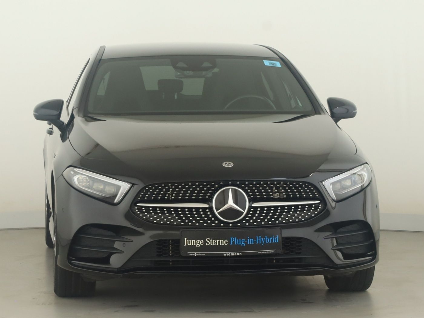 Mercedes-Benz A 250 e AMG Multibeam Night Burmester Distronic foto 3