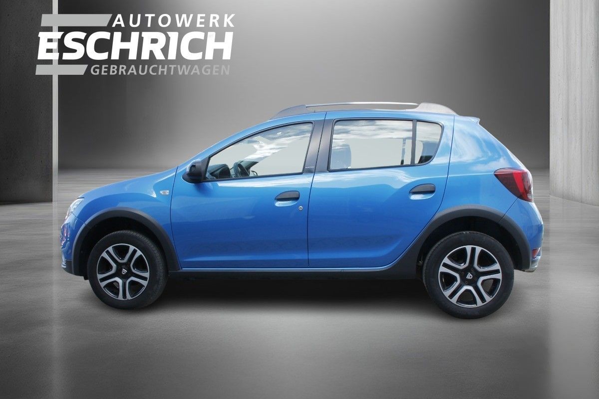 Fahrzeugabbildung Dacia Sandero Stepway Celebration