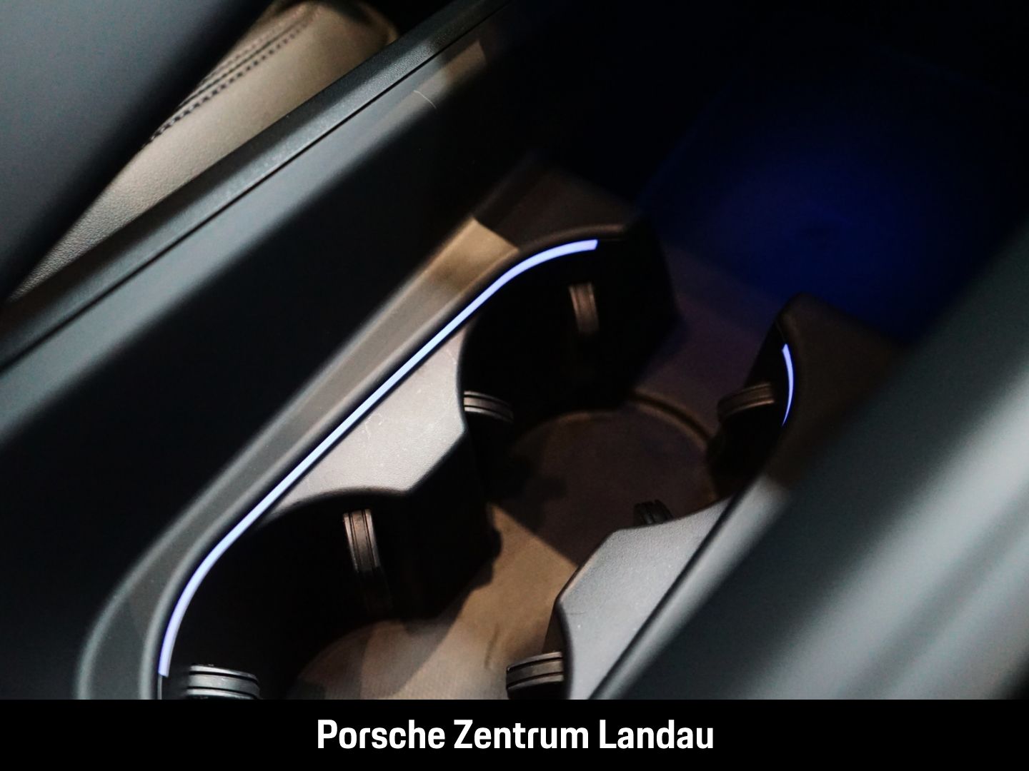 Porsche Macan Rückfahrkamera Panorama BOSE nur 15.990 km foto 23
