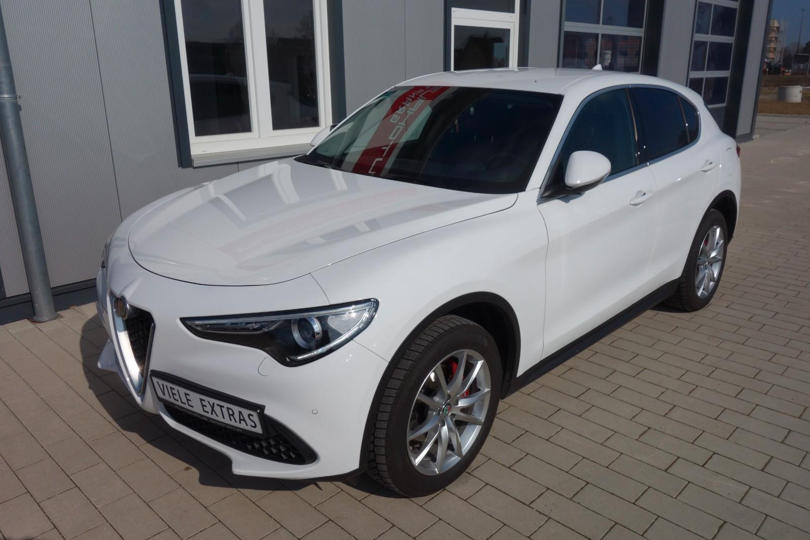 Alfa Romeo Stelvio Super Q4 2,2 JTDM Allrad/Navi/Leder/Pdc