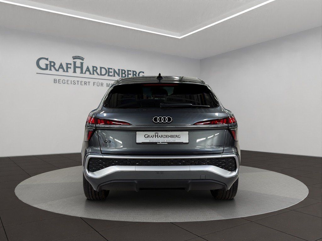 Audi Q3 Sport. e-hybrid 200 kW S tronic S line Navi foto 5