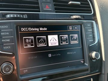 Volkswagen Golf 7 GTD  *SHZ*STDHZ*PANO*AHK*Keyless*