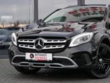 Mercedes-Benz GLA 200 d Urban *LED*NAVI*STHZ*360°* - Mercedes-Benz GLA 200 mit Diesel-Antrieb: Schwarz