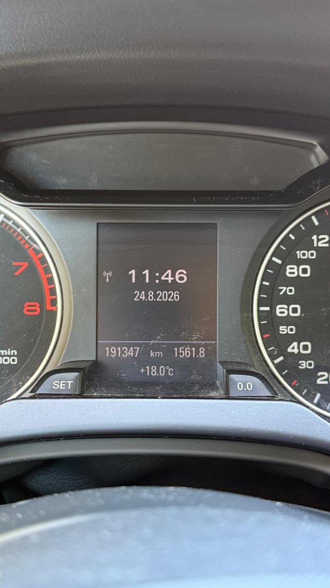 Audi A4 2009 — photo 11