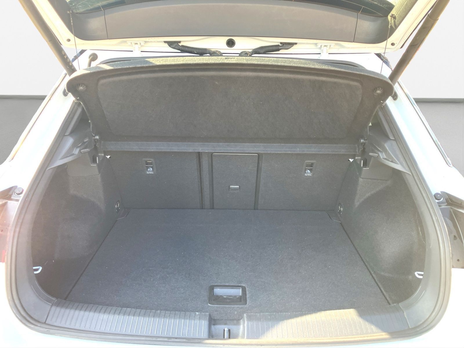 Volkswagen T-Roc - Bild 11