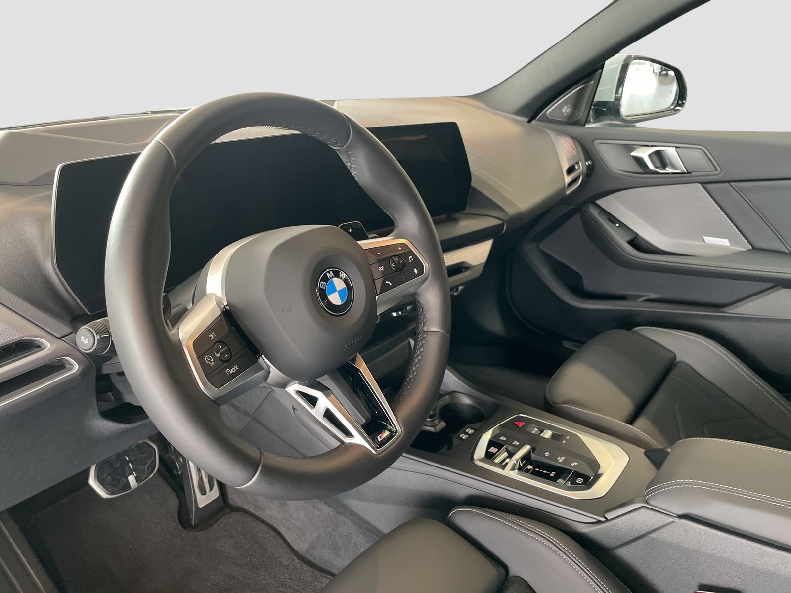 BMW 223 Gran Coupé - Bild 10