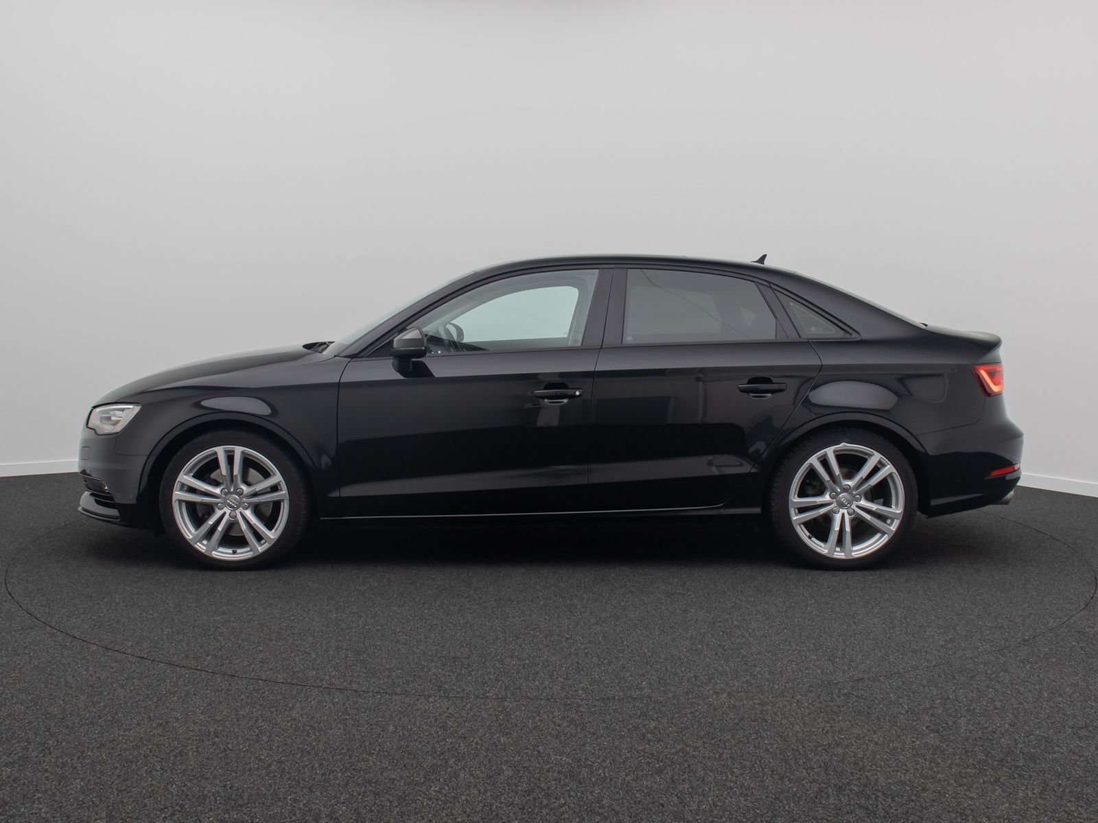 Fahrzeugabbildung Audi A3 Ambition Xenon DAB Navi Panorama Lordos Sound