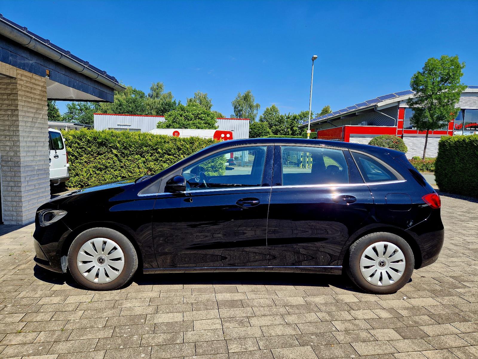 Mercedes-Benz B-Class d (1. Hand, Teilleder), миниатюра 4