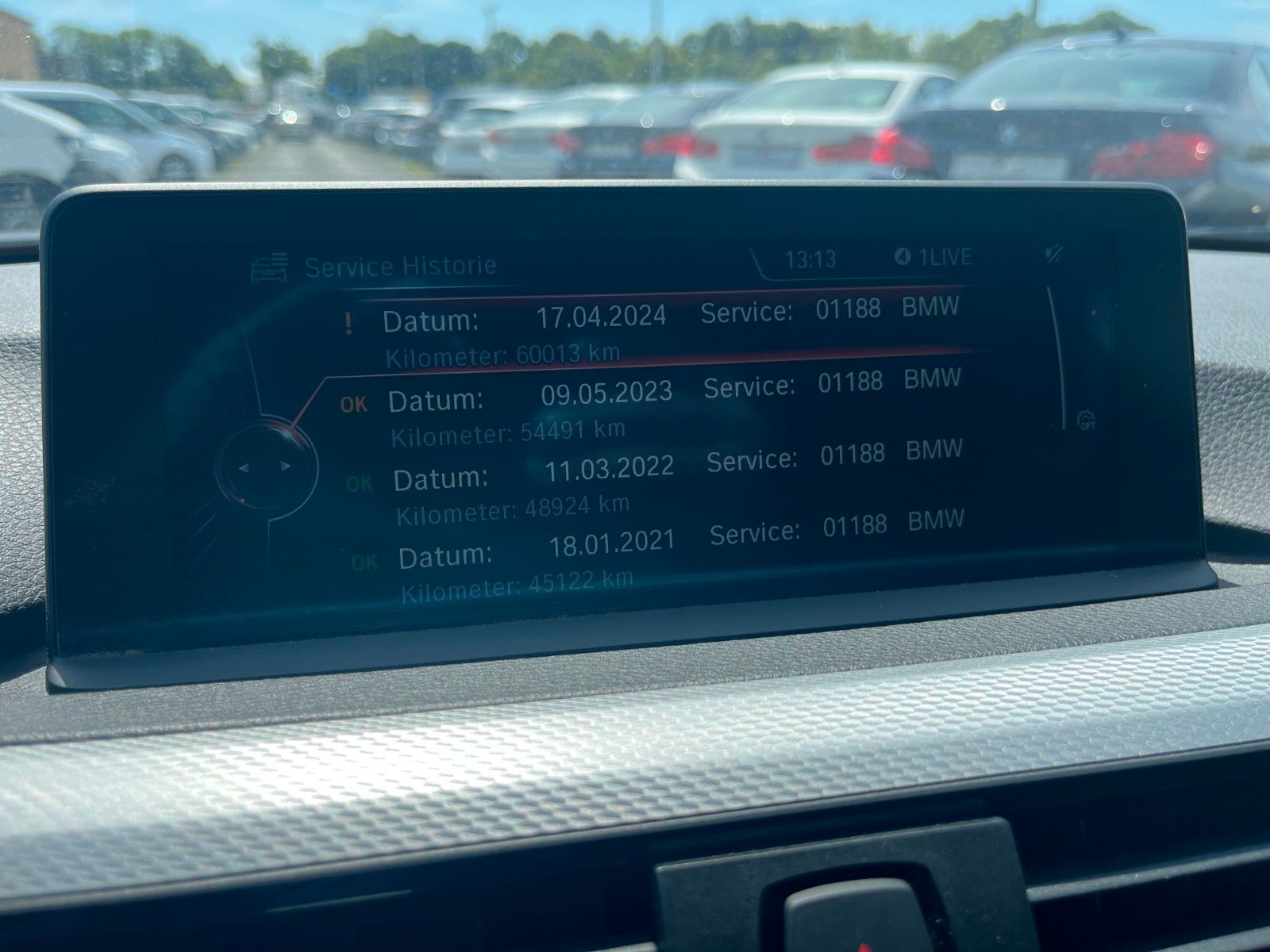 Fahrzeugabbildung BMW 420i Gran Coupé Sport-Aut. M SPORTPAKET Navi LED