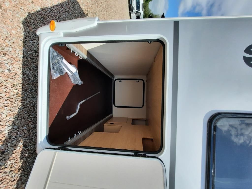 Fahrzeug Übersicht 18 Fahrzeugabbildung Sunlight V 67S ADVENTURE EDITION Verfüg./Sparen Sie 6.940