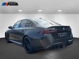 BMW M5 Limousine M Drivers P. DAB LED RFK Klimaaut. - BMW M5 New cars