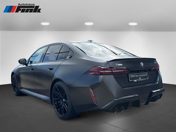 BMW M5 Limousine M Drivers P. DAB LED RFK Klimaaut.