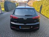 Hyundai i20 1.2 62kW blue Classic Classic + Sommerreifen - Hyundai i20: Classic