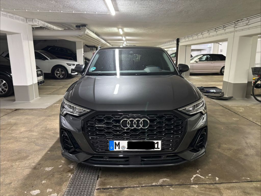 Image of Audi Q3