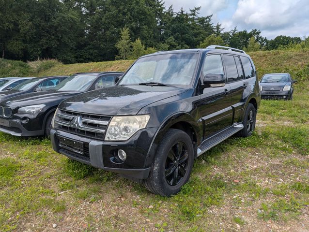 Mitsubishi Pajero 3,2 DI-D Instyle Automatik