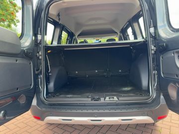 Dacia Dokker Stepway Celebration TCe 115 PS Tempomat, 