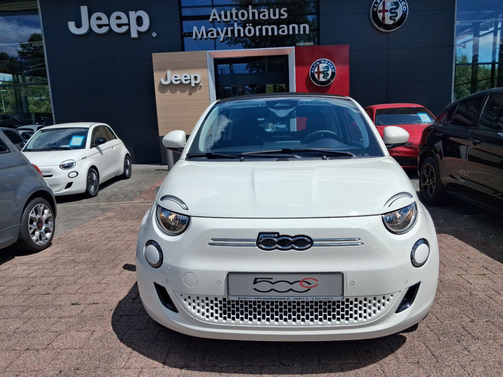 Fahrzeugabbildung Fiat 500 Cabrio E