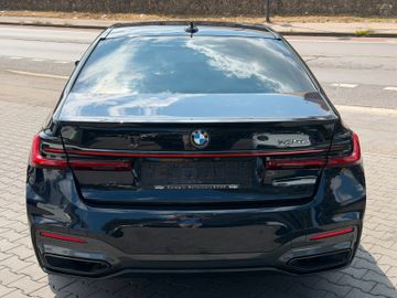 BMW 745 - 11