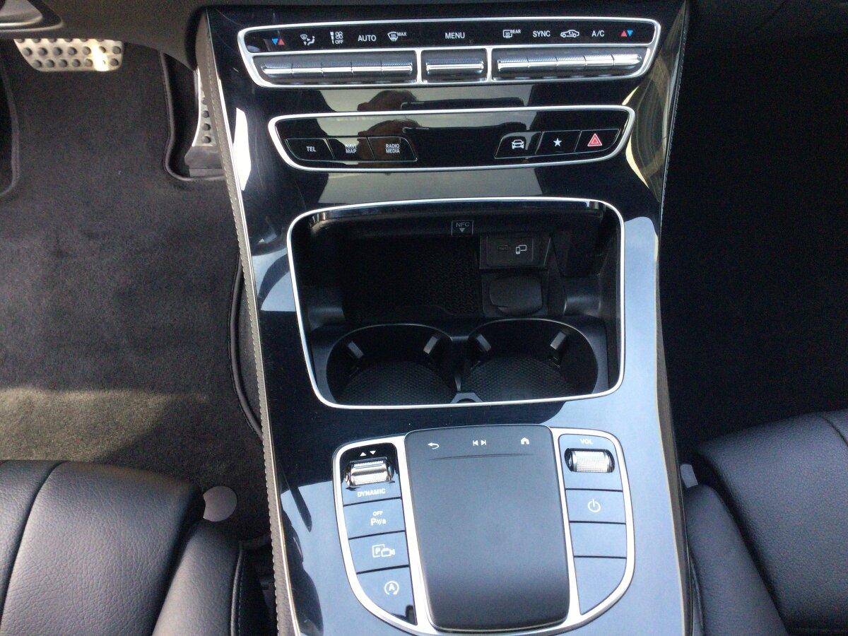 Mercedes-Benz CLS 300 d 4M AMG+SHD+DISTRON+LED+BURMESTER+LEDER
