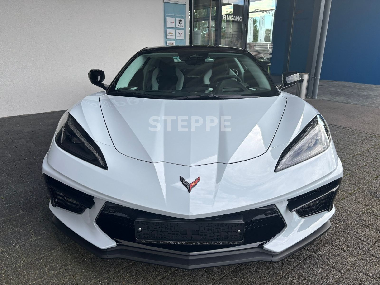 Corvette C8 Stingray Convertible 3LT Europamodell STEPPE