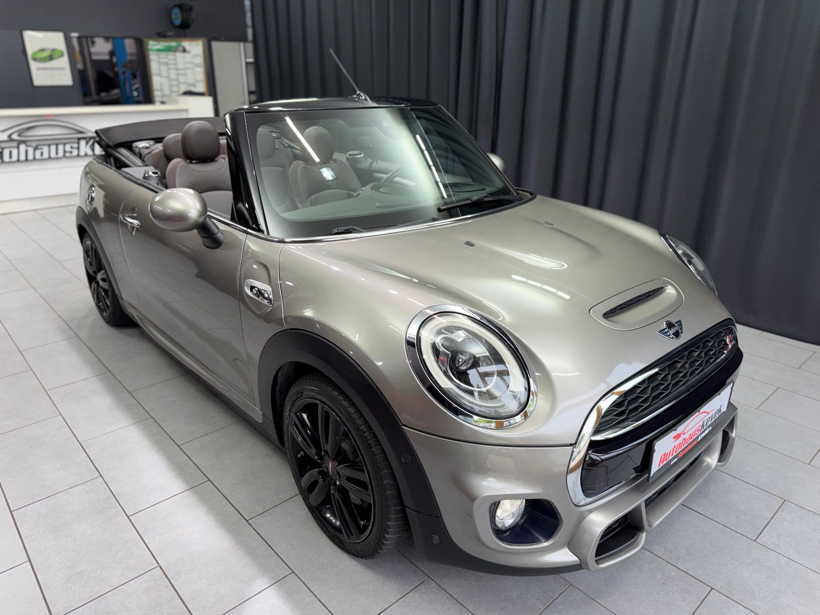 Fahrzeugabbildung MINI Cooper S Cabrio |AUTOMATIK|HuD|RF-KAMERA|LED