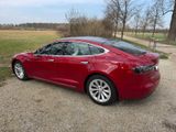 Tesla Model S Standard Reichweite -