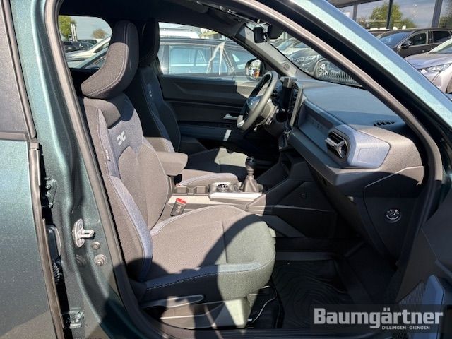 Fahrzeugabbildung Dacia Duster Journey TCe 130 4x4 Mild-Hybrid City-P.