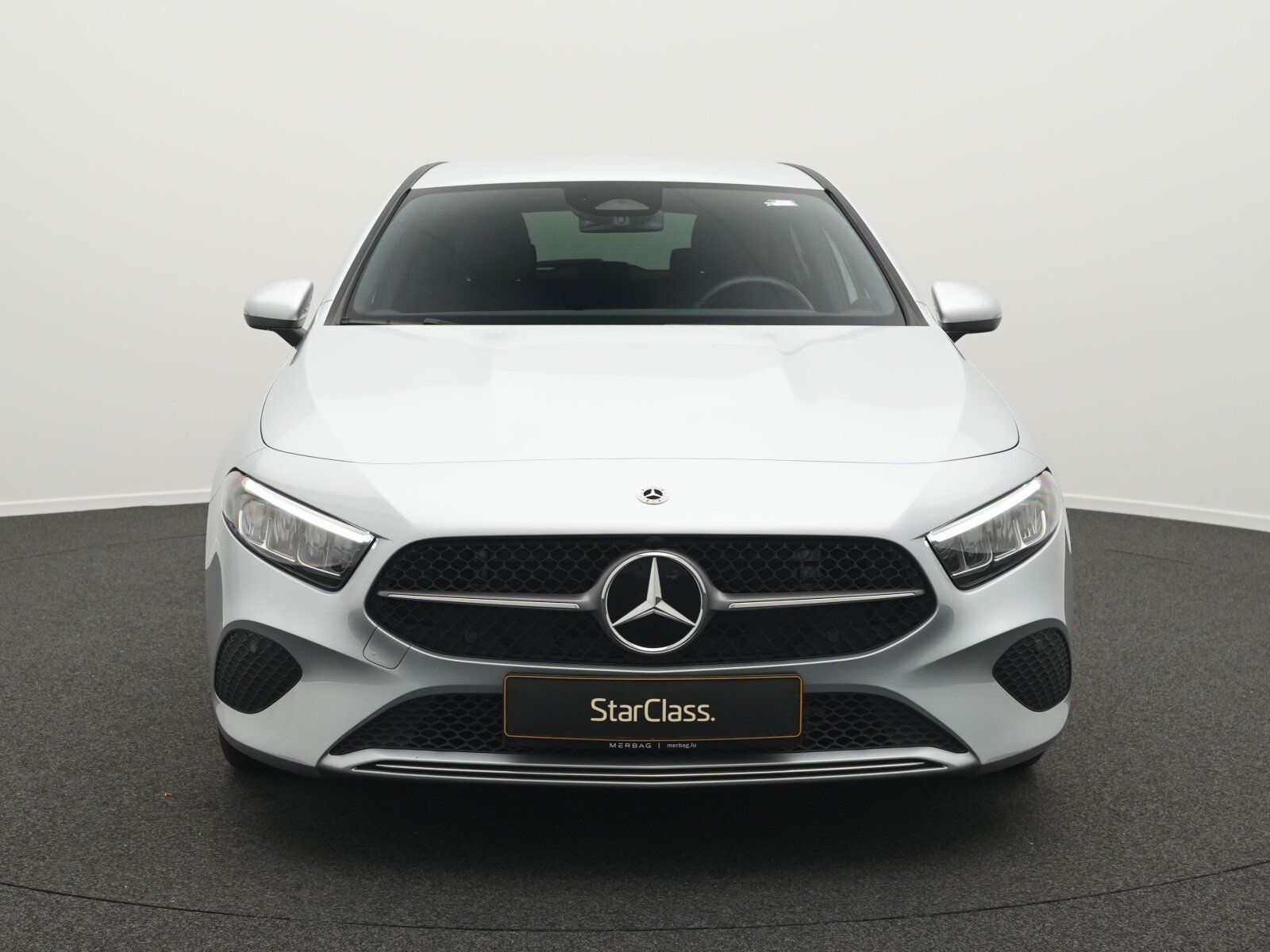 Mercedes-Benz A 180 d Progressive LED+Kamera+MBUX imagem 2