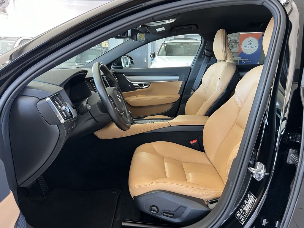 Volvo V90 T5 Momentum AHK *KEIN VERKAUF AN PRIVAT*