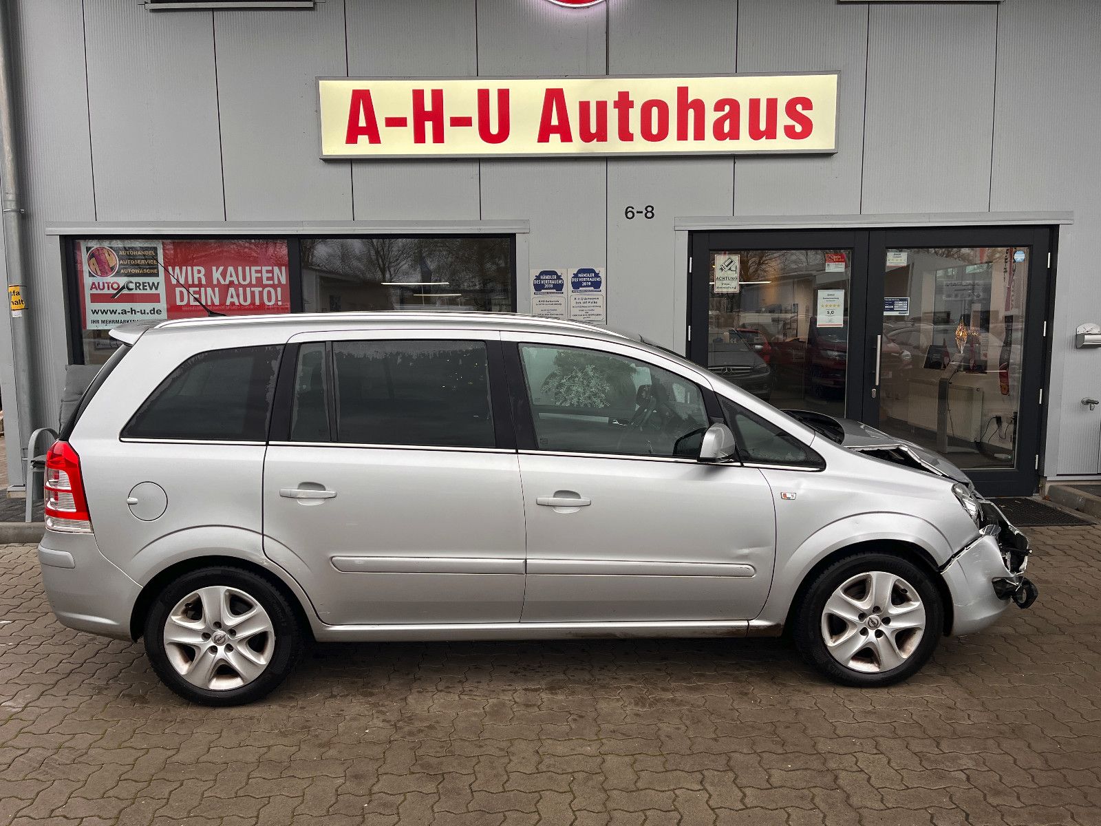 Fahrzeugabbildung Opel Zafira B Design Edition