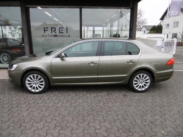 Skoda Superb Exclusive,Limousine,ALU,2 Hand,NAVI
