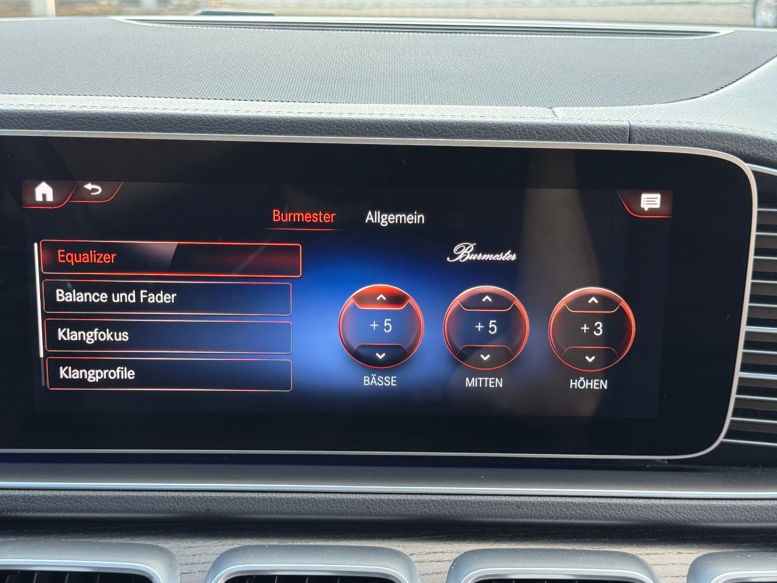 Fahrzeugabbildung Mercedes-Benz GLE 400 d Coupe AMG LINE PANO AIRMATIC 21 ZOLL
