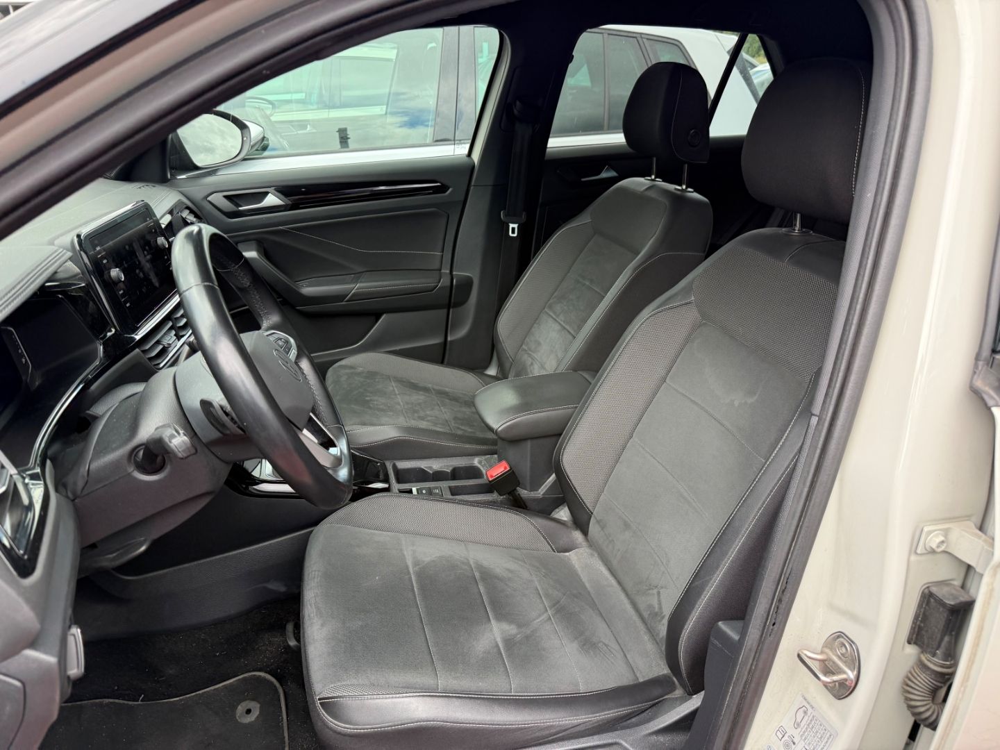 T-Roc 1.5TSI DSG Style - NAV*AHK*BLACK*KAMERA!!!
