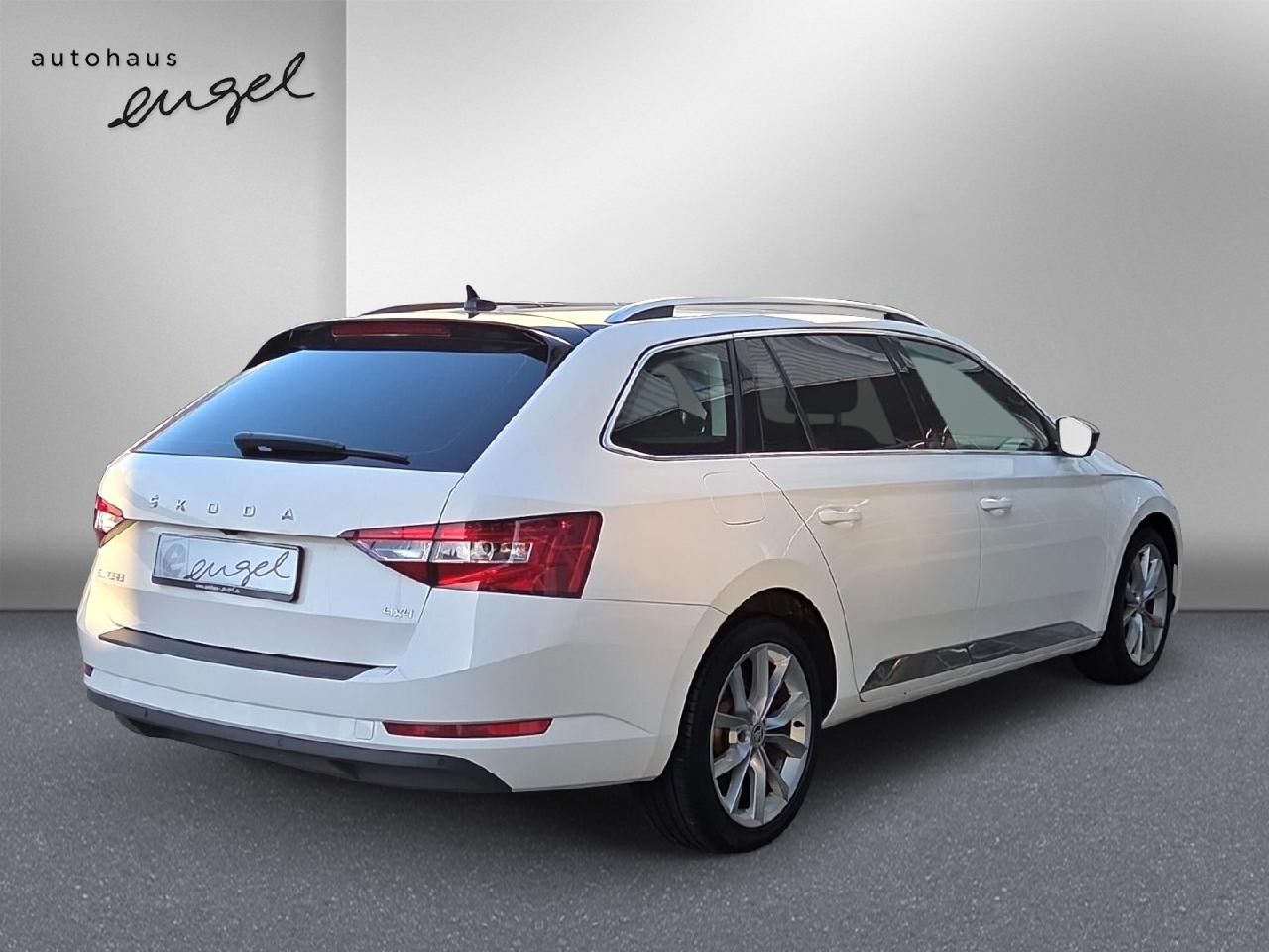 Skoda Superb Combi Style 4x4,KLIMA LED NAVI KAMERA ACC foto 5